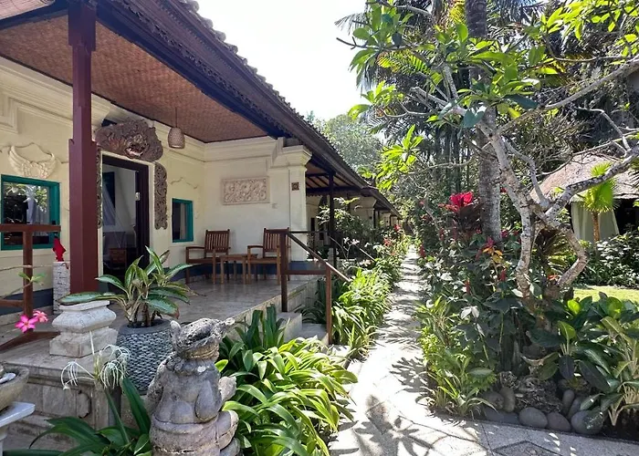 Nusa Indah Hotel