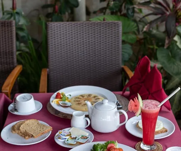 Nusa Indah Hotel