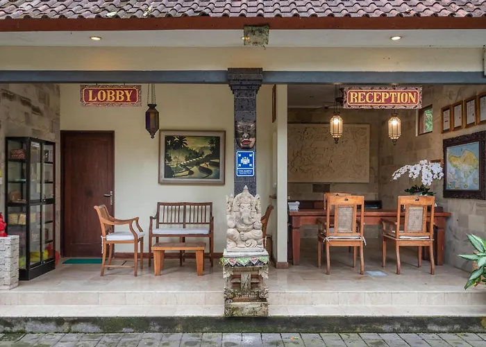 Nusa Indah Hotel *